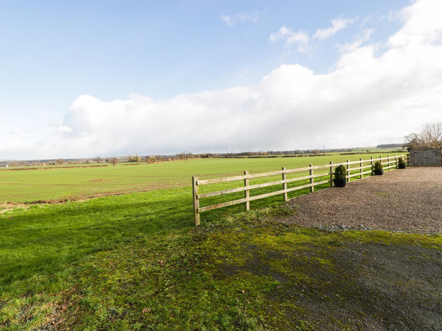 The Old Sheep Shed Villa Alberbury Exterior photo